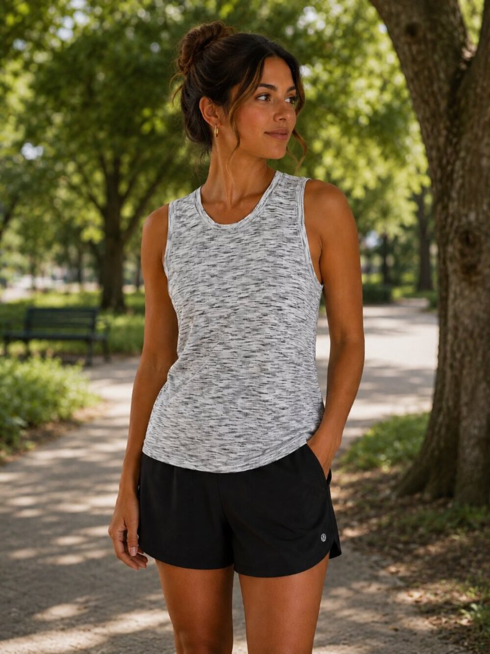 LULULEMON TANK SIZE 4